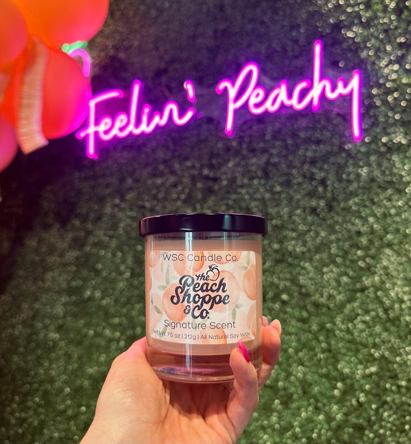 THE PEACH SHOPPE & CO CANDLE *ONLY SOLD IN STORE*