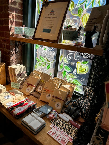 Blind Date with a Book Bundle *IN STORE EXPERIENCE ONLY*