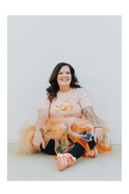 Keep it Juicy, Keep it Peachy Tee